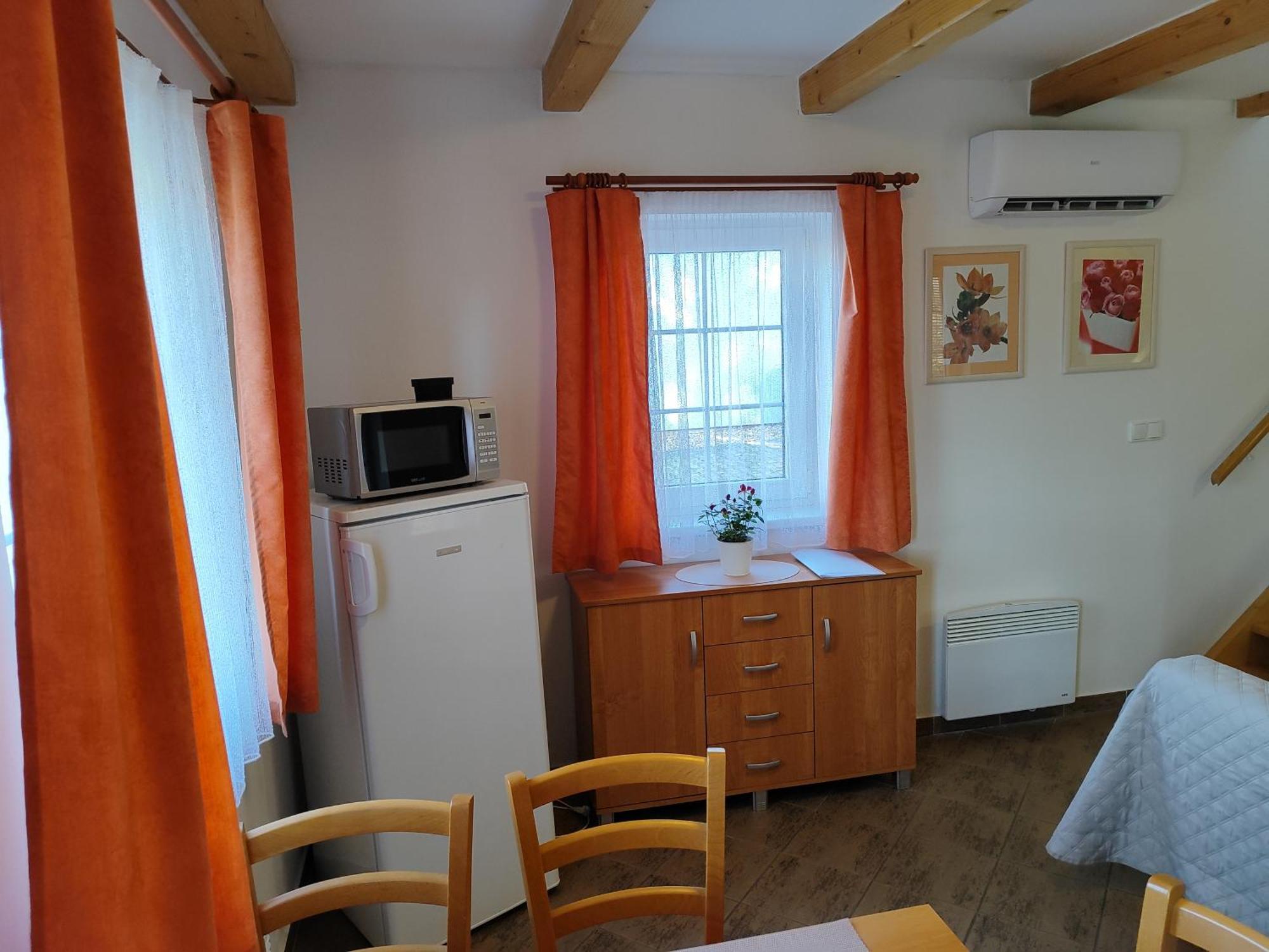 Chaty Kolodeje - Ubytovani U Reky V Soukromem Arealu-Orange Kolodeje nad Luznici ภายนอก รูปภาพ